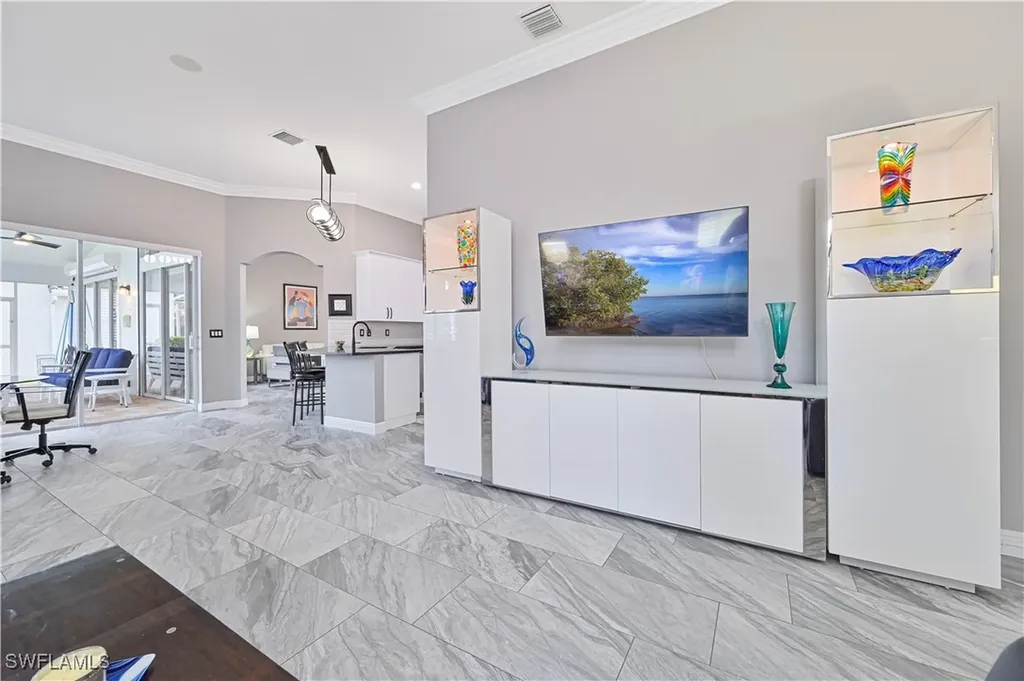 9057 Whitfield Drive Estero FL 33928