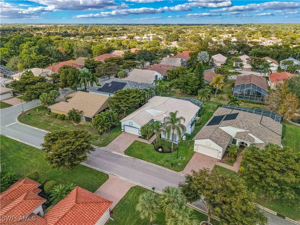 9057 Whitfield Drive Estero FL 33928