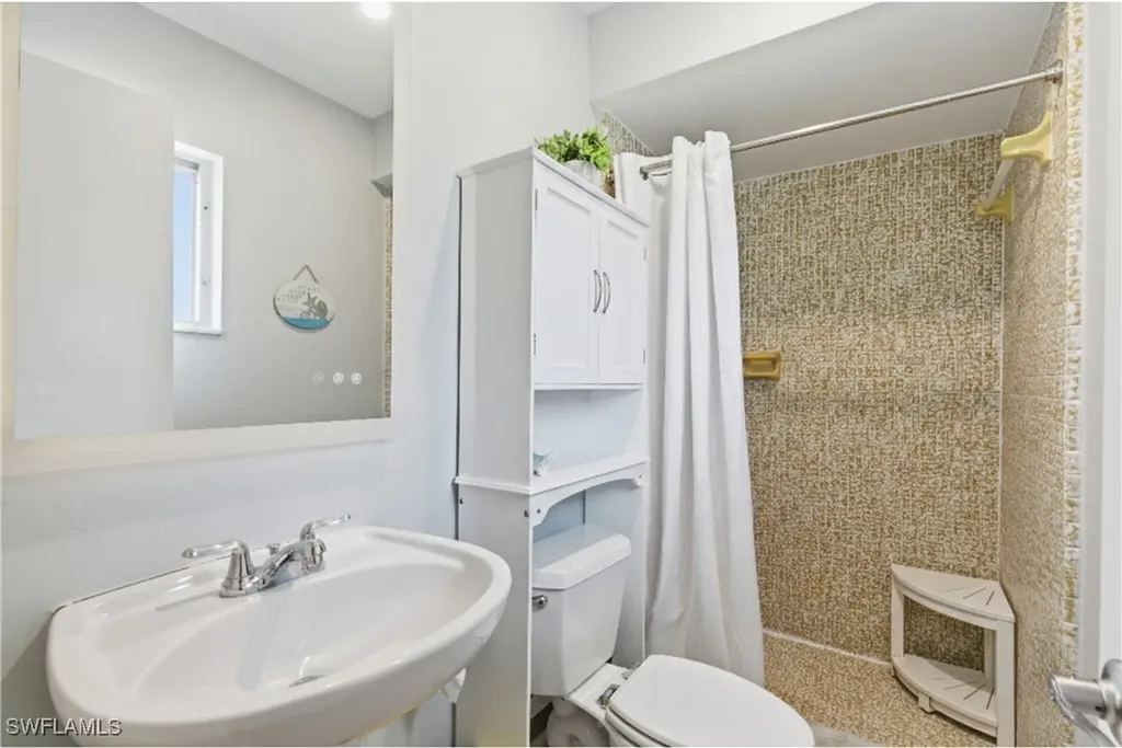 839 100th Avenue N Naples FL 34108