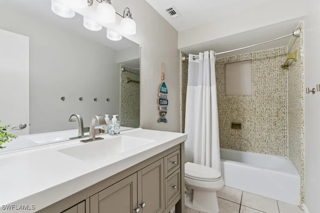 839 100th Avenue N Naples FL 34108