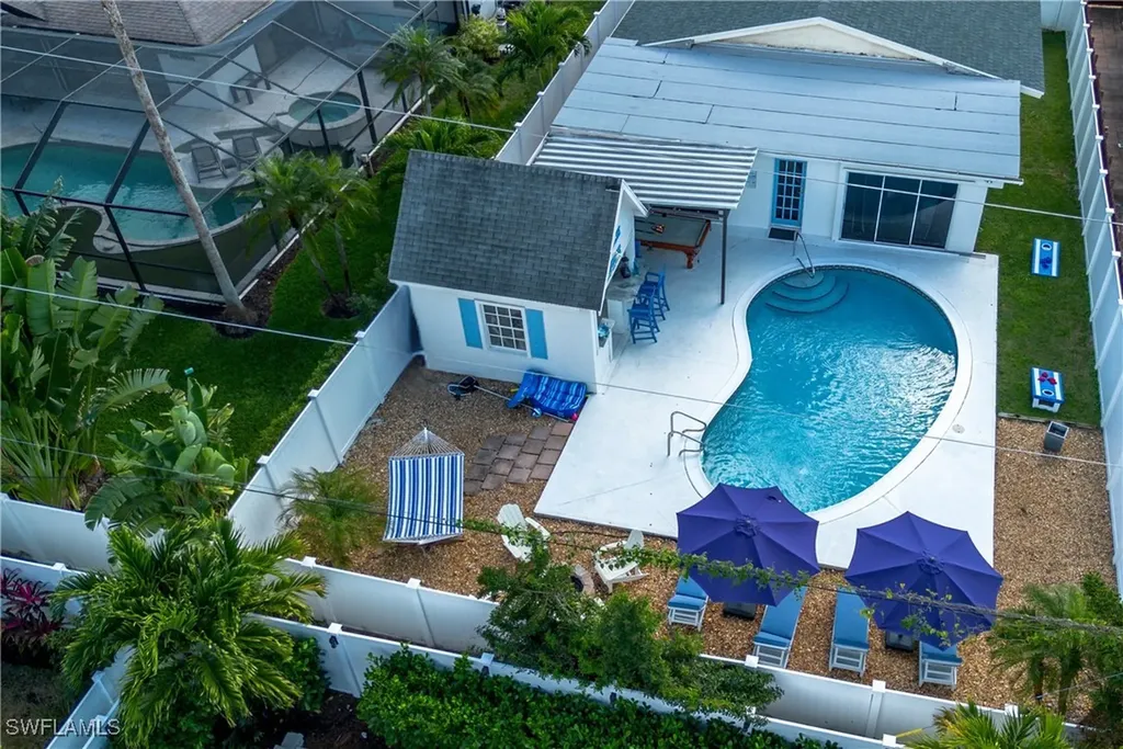 839 100th Avenue N Naples FL 34108