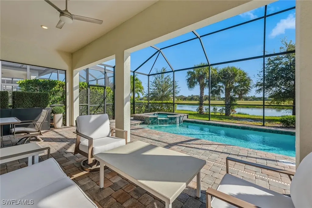 2756 Amaranda Court Naples FL 34114