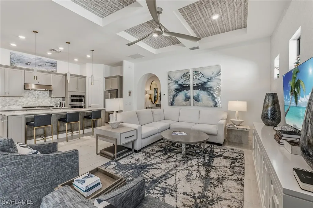 2756 Amaranda Court Naples FL 34114
