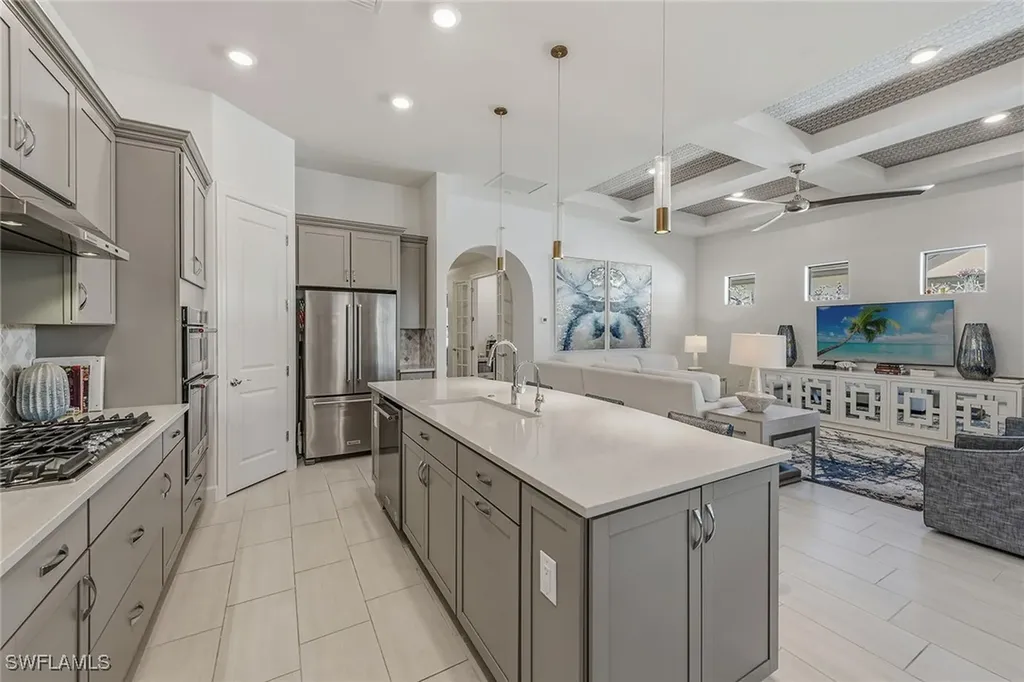 2756 Amaranda Court Naples FL 34114