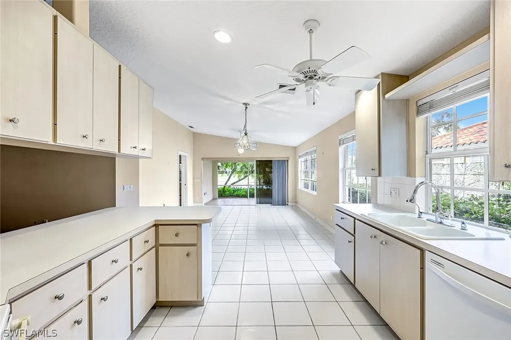 3111 Andorra Court Naples FL 34109