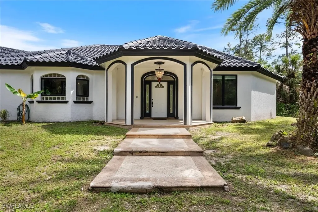 1240 Desoto Boulevard S Naples FL 34117