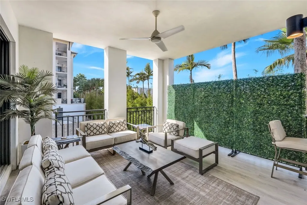 1135 3rd Avenue S Naples FL 34102