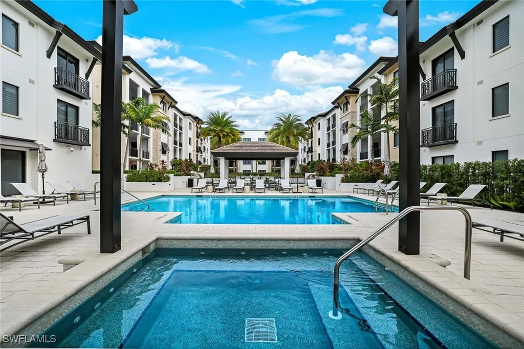 1135 3rd Avenue S Naples FL 34102