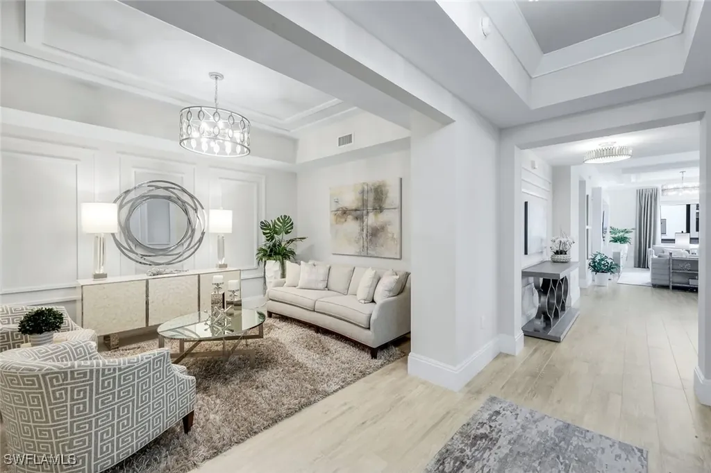 1135 3rd Avenue S Naples FL 34102