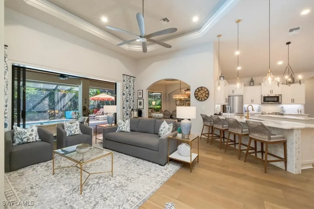 7263 Acorn Way Naples FL 34119