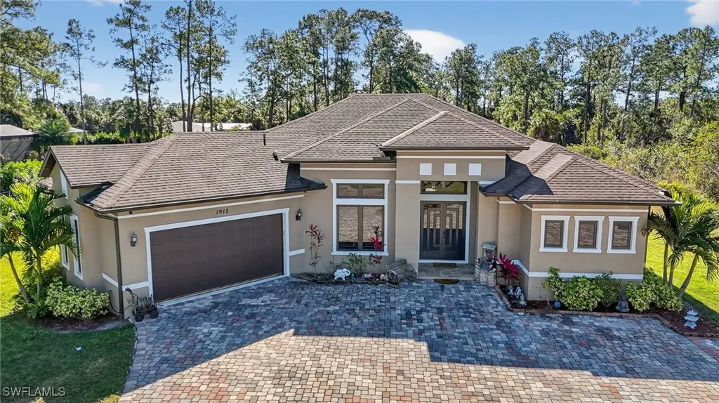 1912 Jung Boulevard E Naples FL 34120
