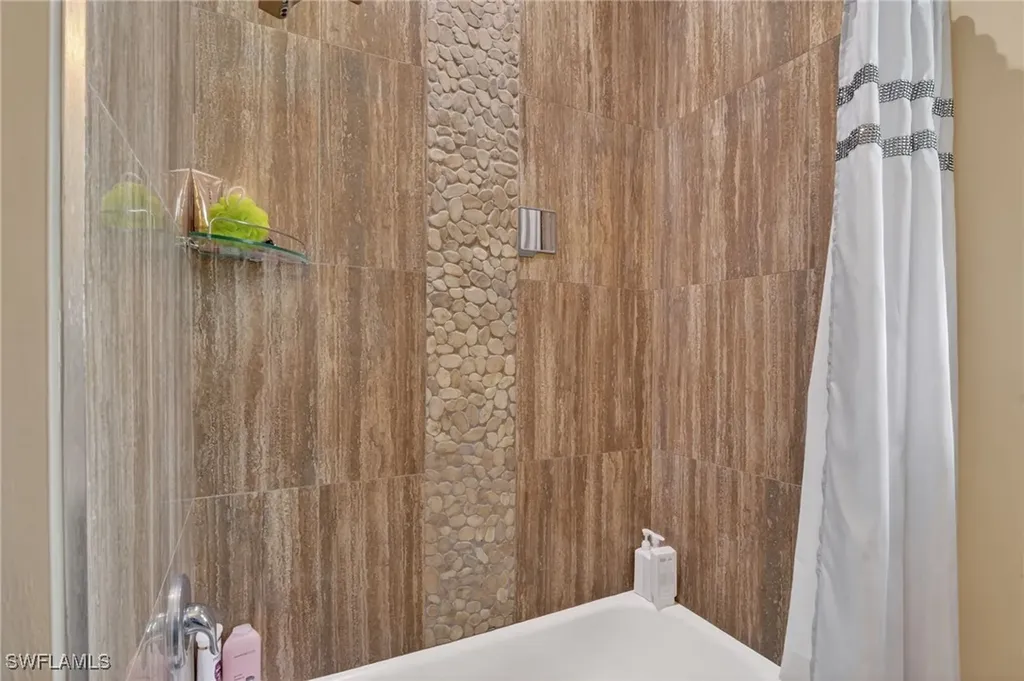 1912 Jung Boulevard E Naples FL 34120