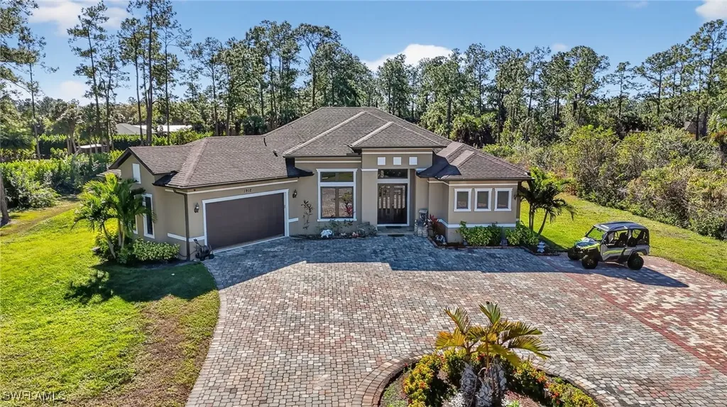 1912 Jung Boulevard E Naples FL 34120