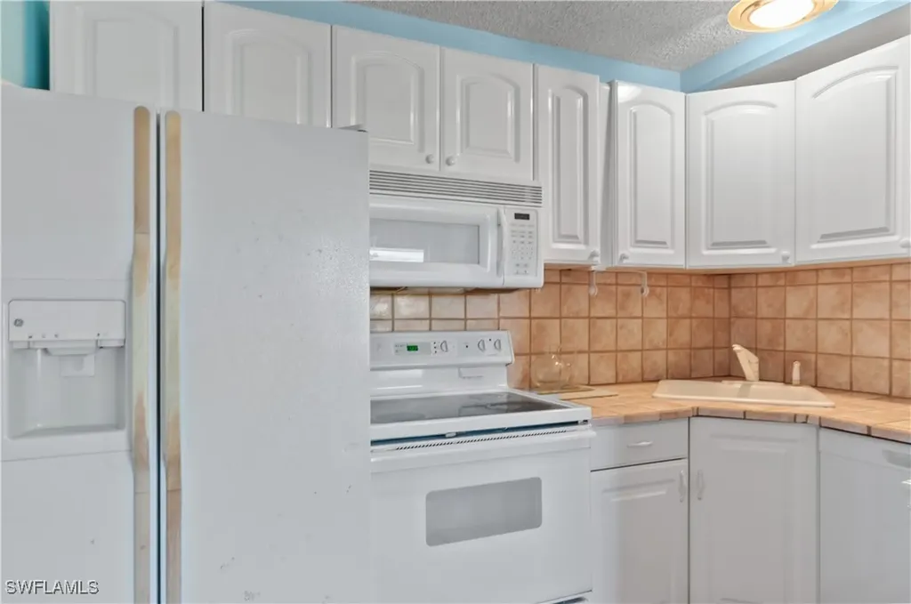 457 Tallwood Street Marco Island FL 34145