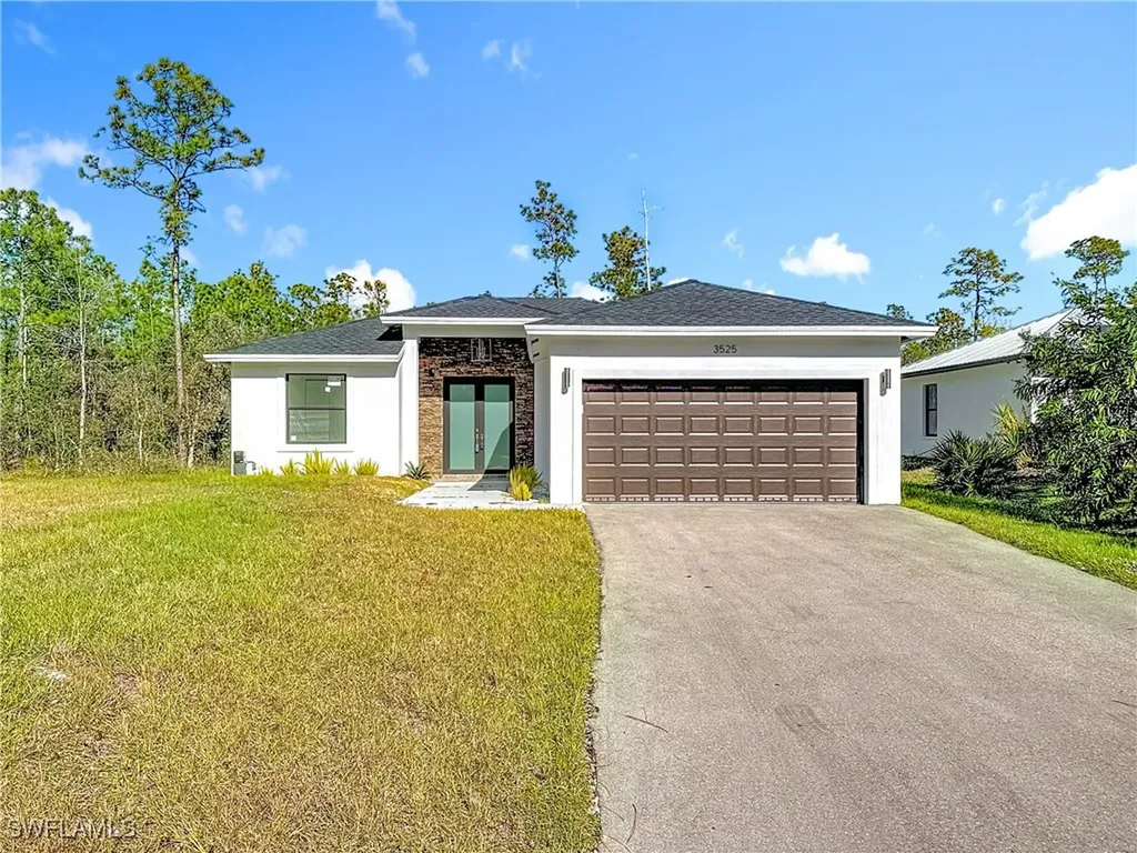 3525 43rd Avenue NE Naples FL 34120