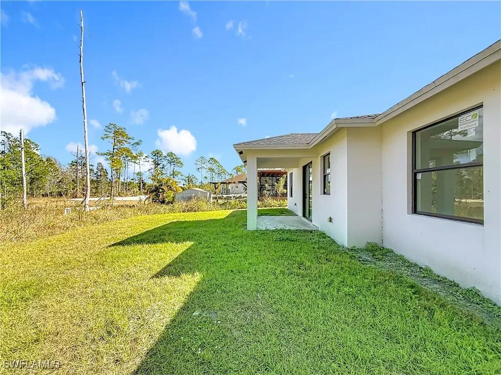 3525 43rd Avenue NE Naples FL 34120