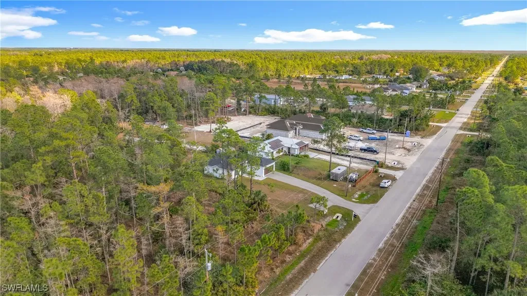 3525 43rd Avenue NE Naples FL 34120