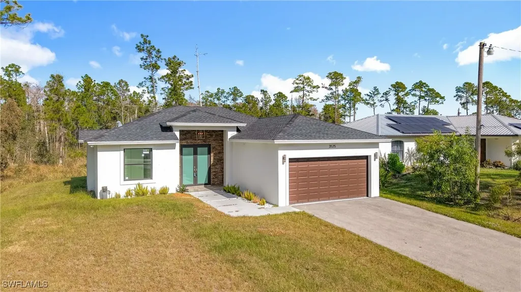 3525 43rd Avenue NE Naples FL 34120