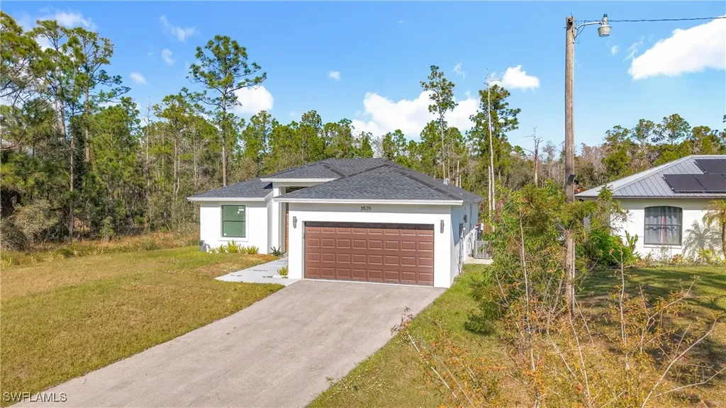 3525 43rd Avenue NE Naples FL 34120