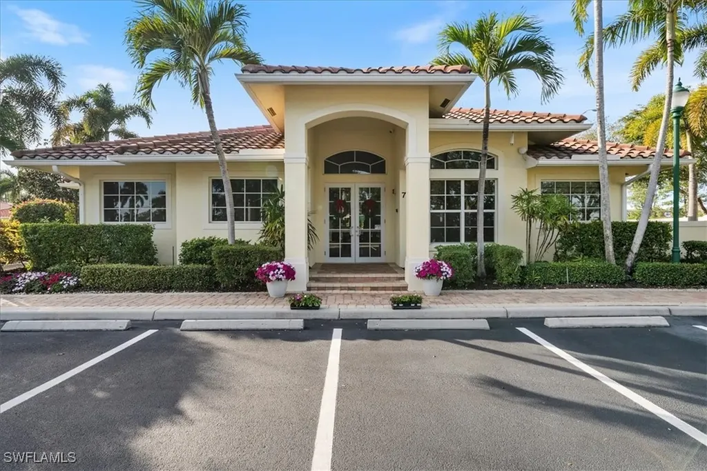 7831 Martino Circle Naples FL 34112
