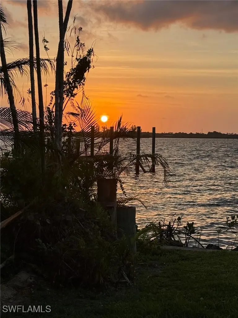 Fort Myers FL 33905