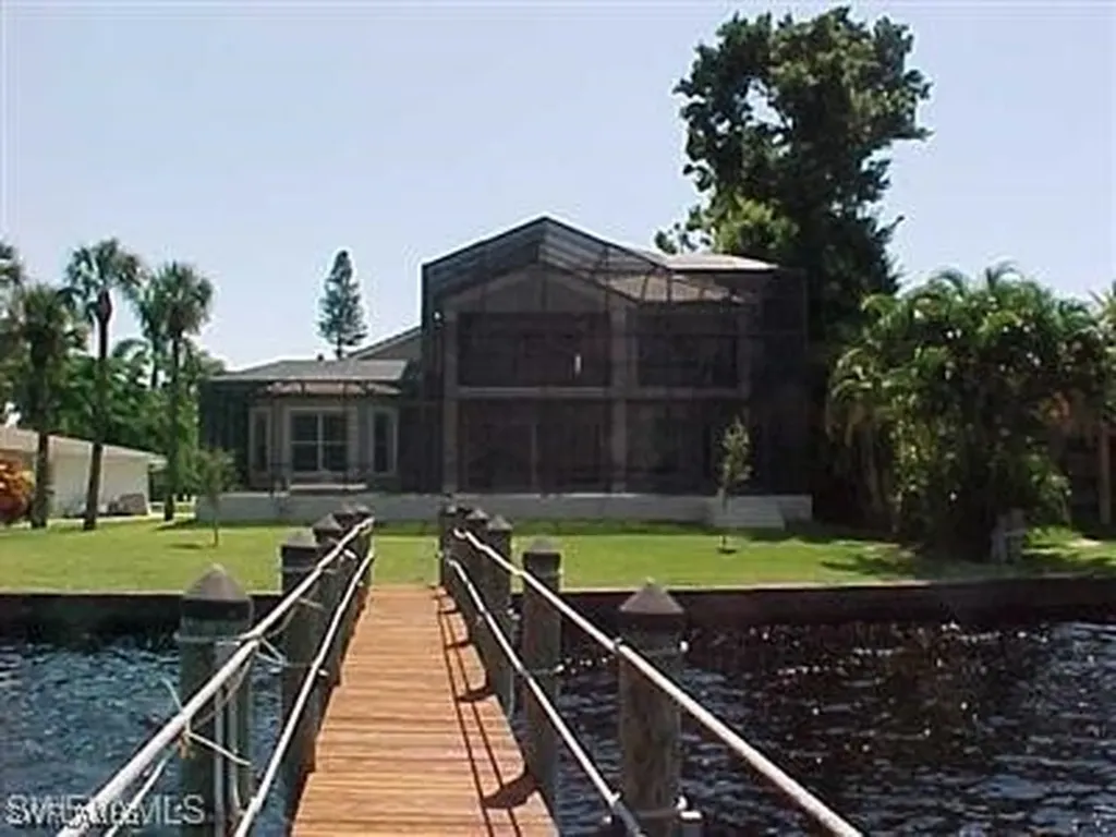 Fort Myers FL 33905