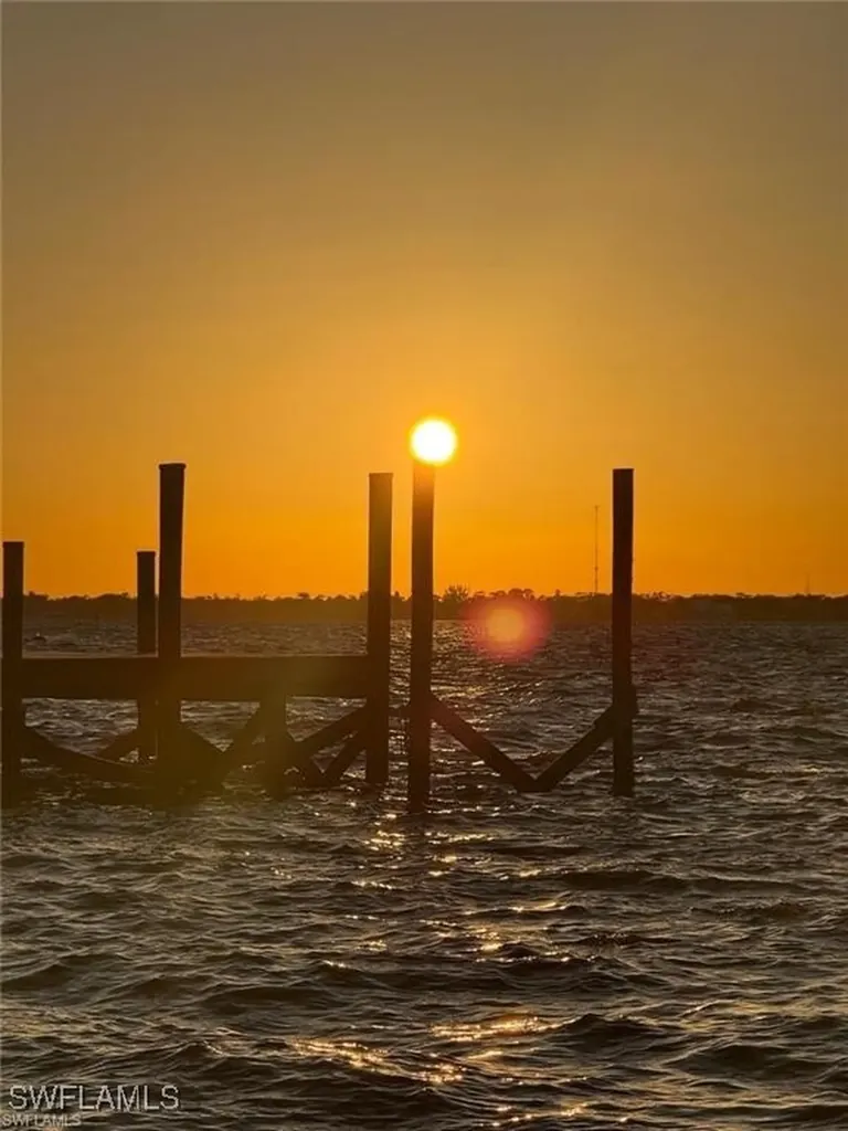 Fort Myers FL 33905