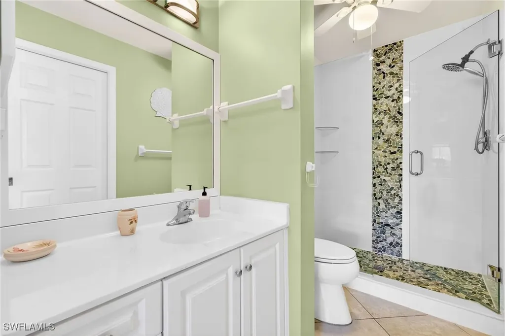 700 Saratoga Circle Naples FL 34104