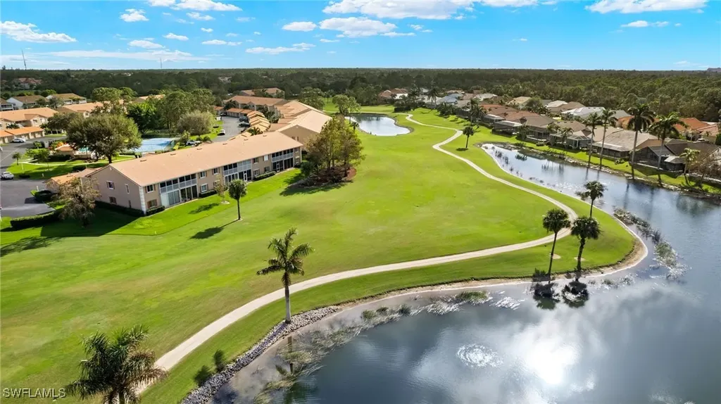 700 Saratoga Circle Naples FL 34104