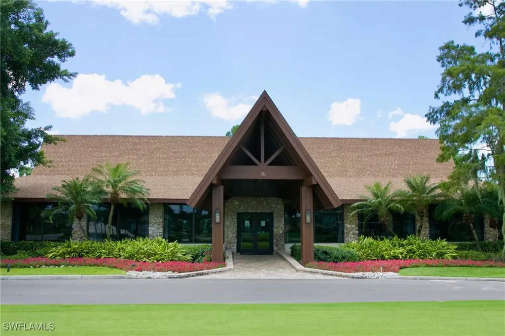 83 Glades Boulevard Naples FL 34112