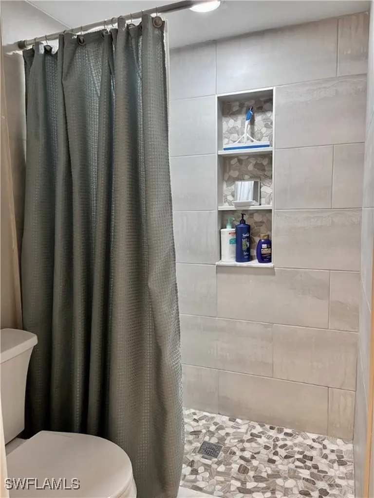 83 Glades Boulevard Naples FL 34112