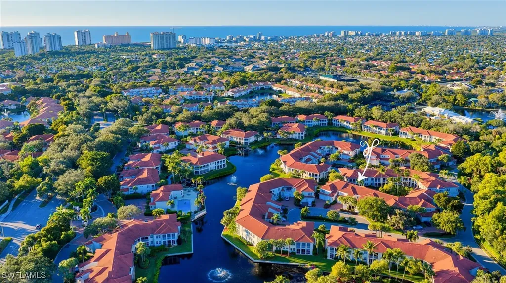 600 L Ambiance Circle Naples FL 34108
