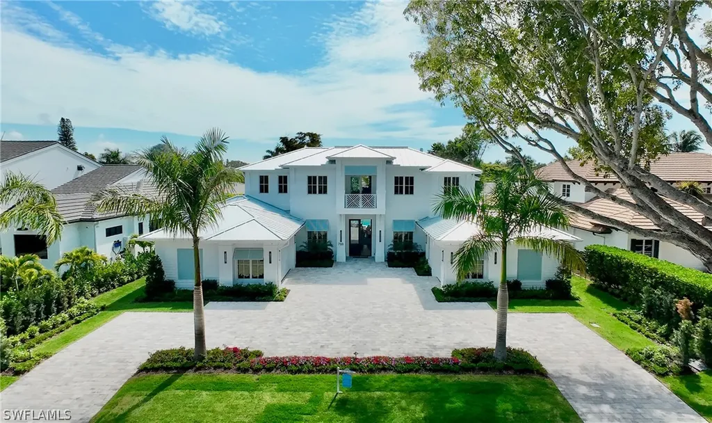 788 Riviera Drive Naples FL 34103