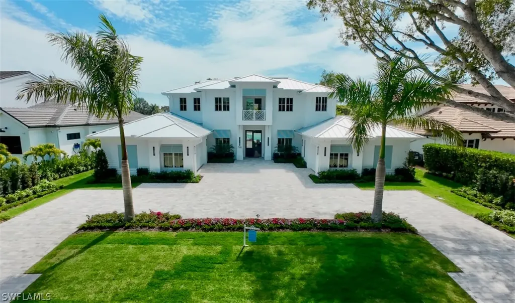 788 Riviera Drive Naples FL 34103
