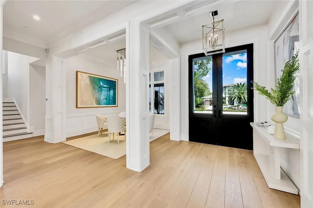 788 Riviera Drive Naples FL 34103