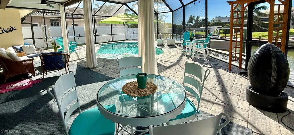 2120 Sandpiper Street Naples FL 34102