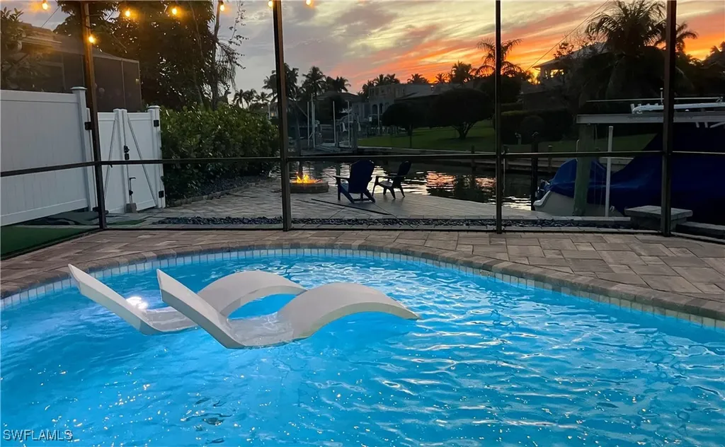 2120 Sandpiper Street Naples FL 34102