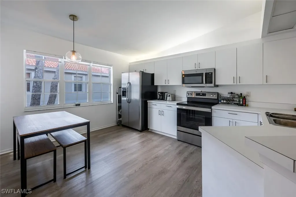 2506 Orchid Bay Drive Naples FL 34109