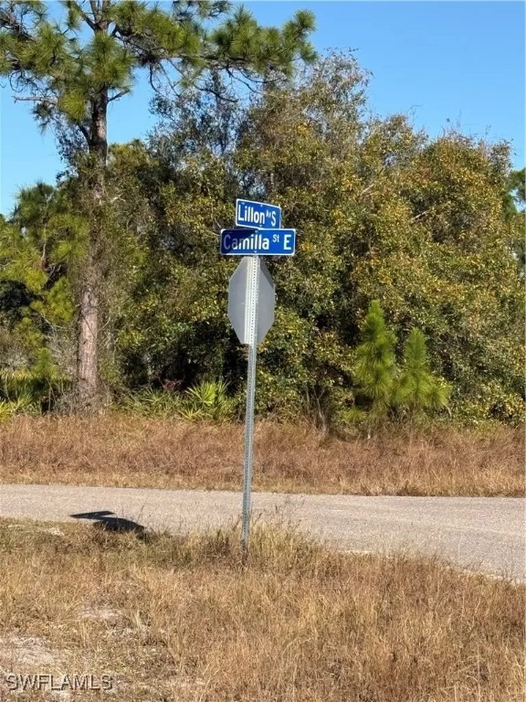 385 Lillon Avenue S Lehigh Acres FL 33974