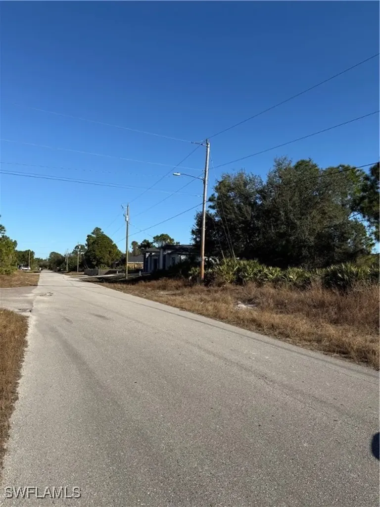 385 Lillon Avenue S Lehigh Acres FL 33974