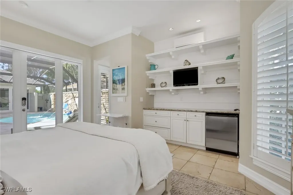5074 Rustic Oaks Circle Naples FL 34105