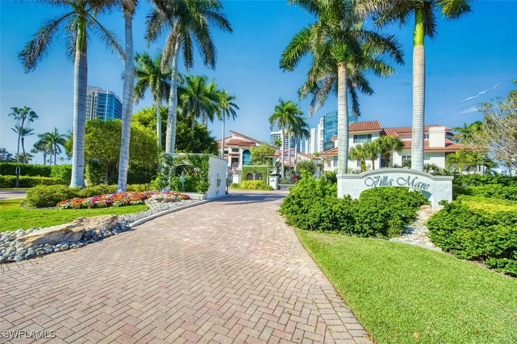 4717 Villa Mare Lane Naples FL 34103