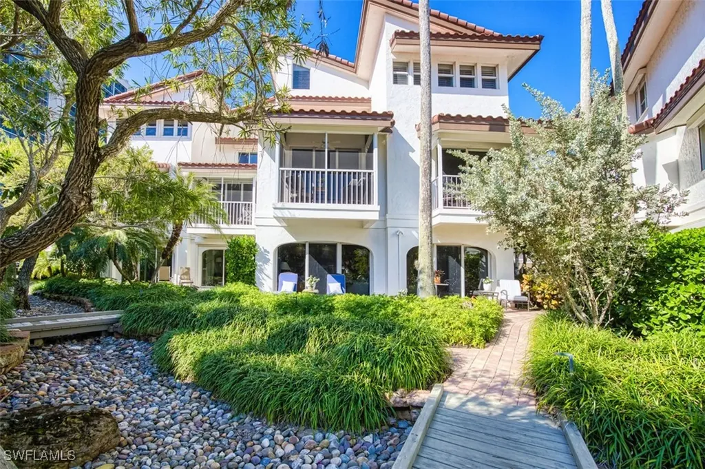 4717 Villa Mare Lane Naples FL 34103