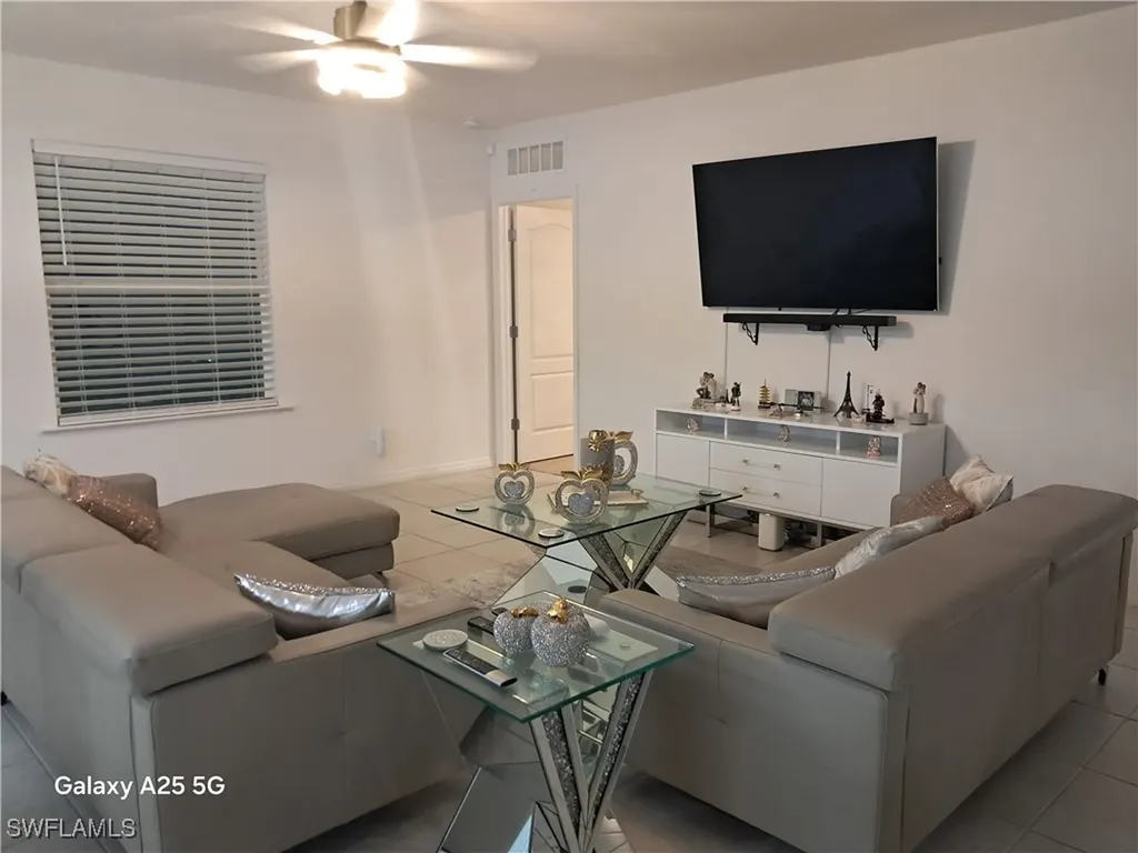 1934 NE 15th Street Cape Coral FL 33909
