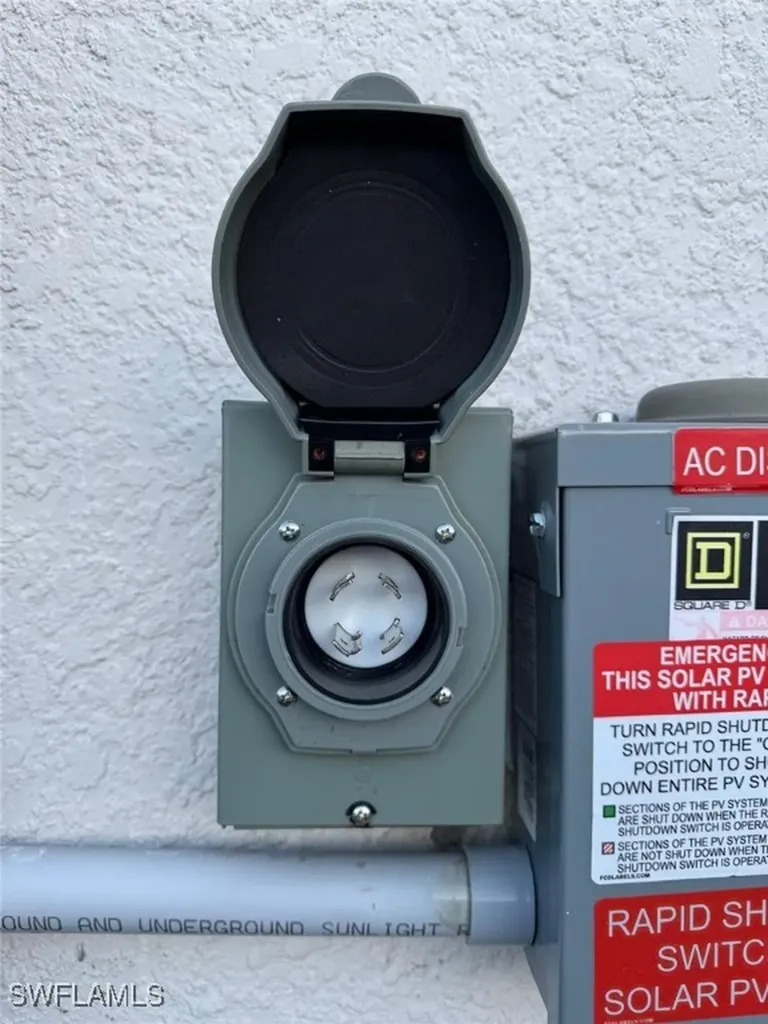 1934 NE 15th Street Cape Coral FL 33909