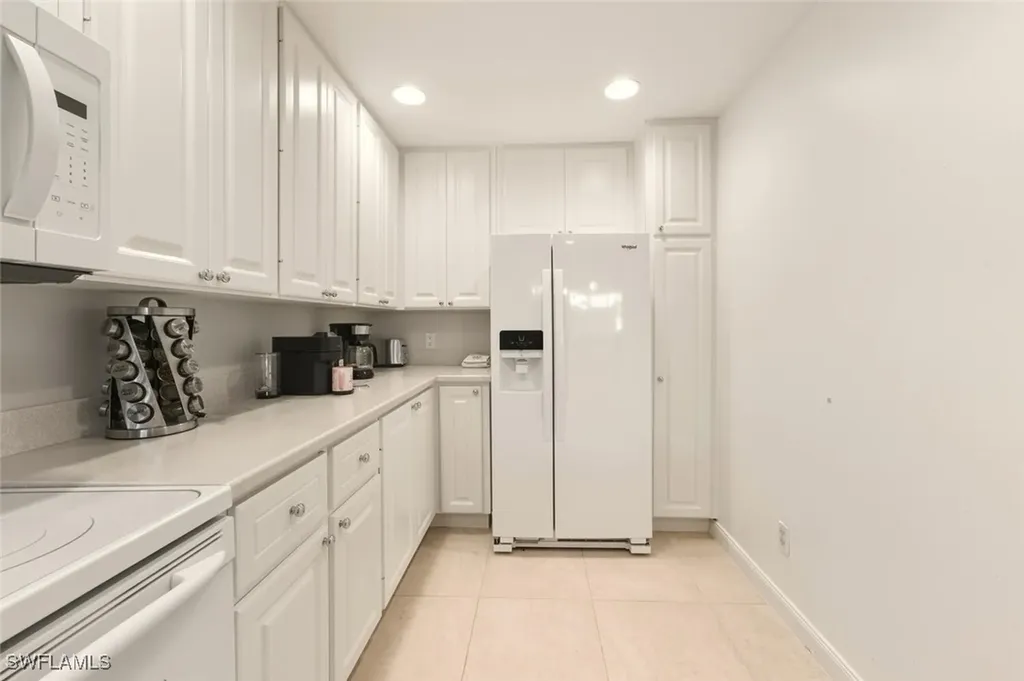 8124 Josefa Way Naples FL 34114