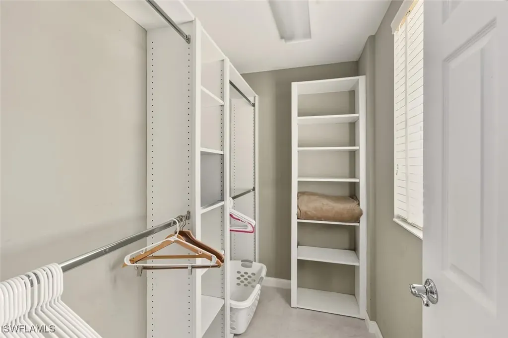 8124 Josefa Way Naples FL 34114