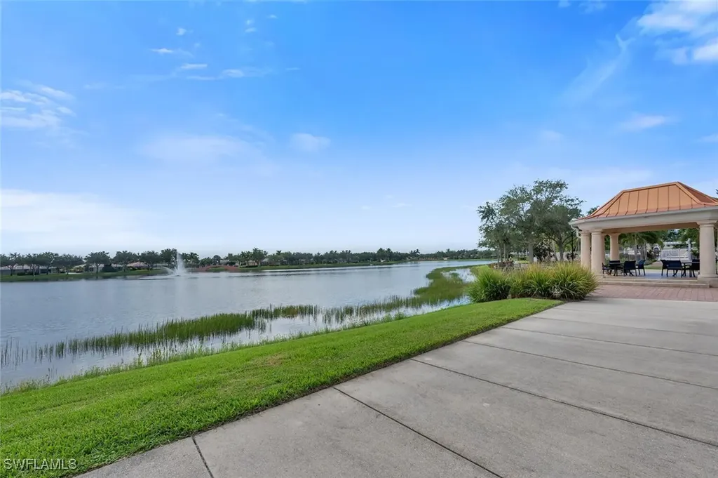 8124 Josefa Way Naples FL 34114