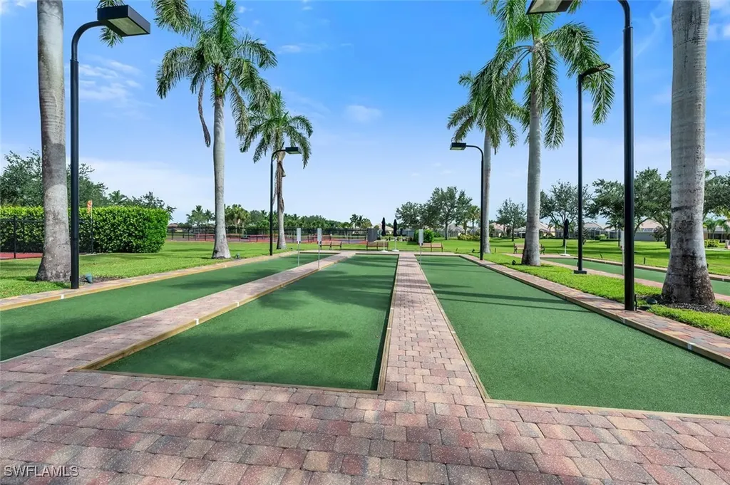 8124 Josefa Way Naples FL 34114