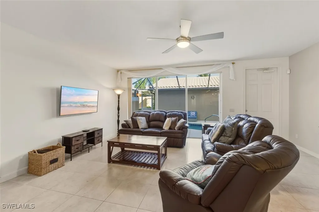 8124 Josefa Way Naples FL 34114